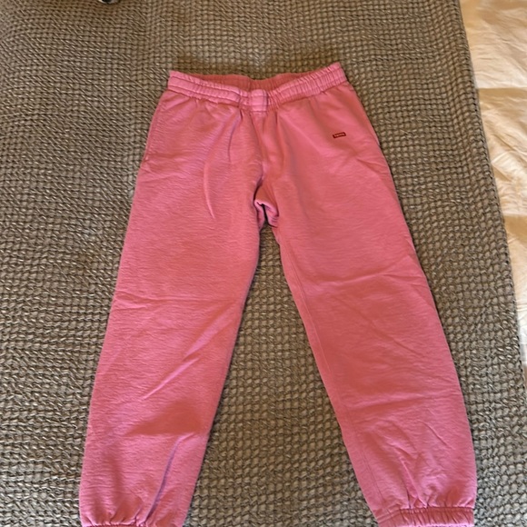 Men’s Supreme box logo sweatpants. Size small